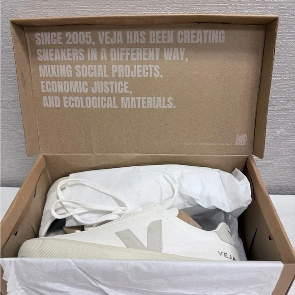 Veja White and Natural colored Sneakers - Picture 2 of 3